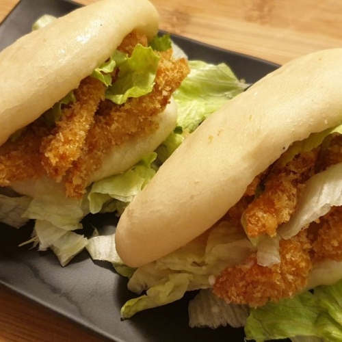 170B FRIED CHICKEN BAO