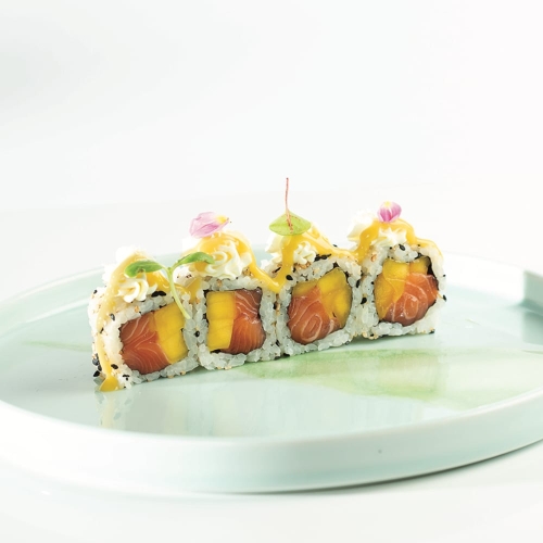 105 URAMAKI MANGO ROLL 